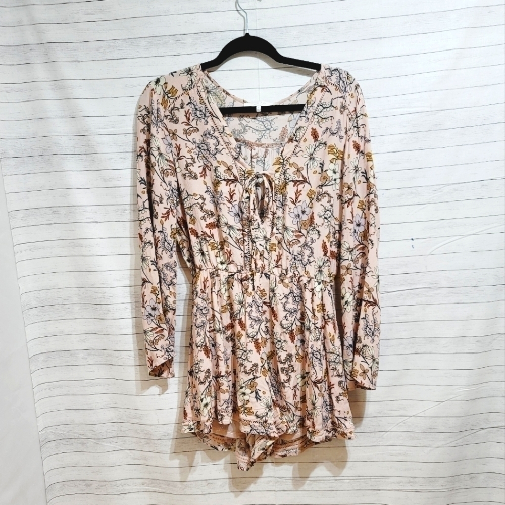 ASTR THE LABEL PINK FLORAL LONG SLEEVE ROMPER, SZ LARGE, ORG SOLD on REVOLVE